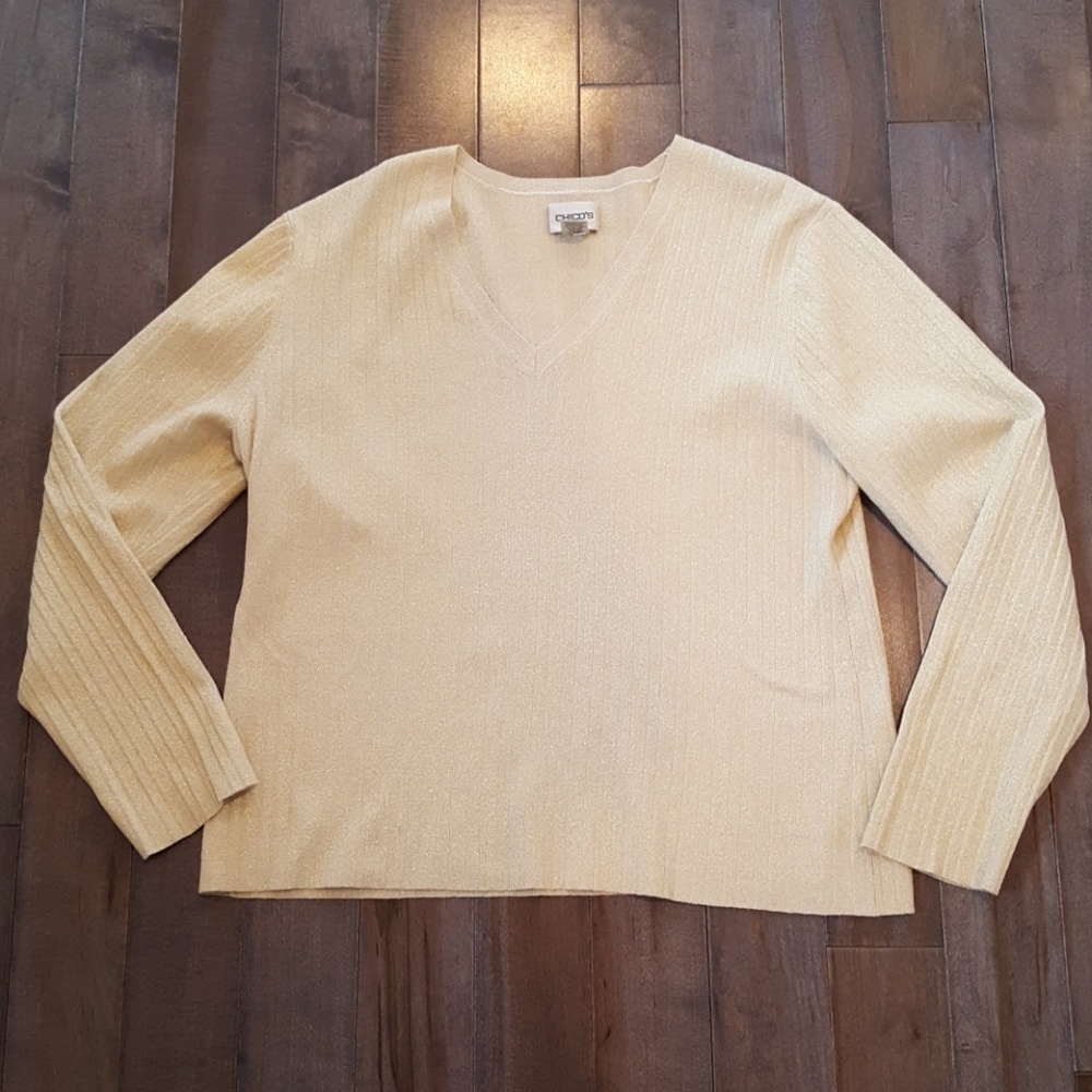 Chico's Ribbed Gold V-neck Size 3